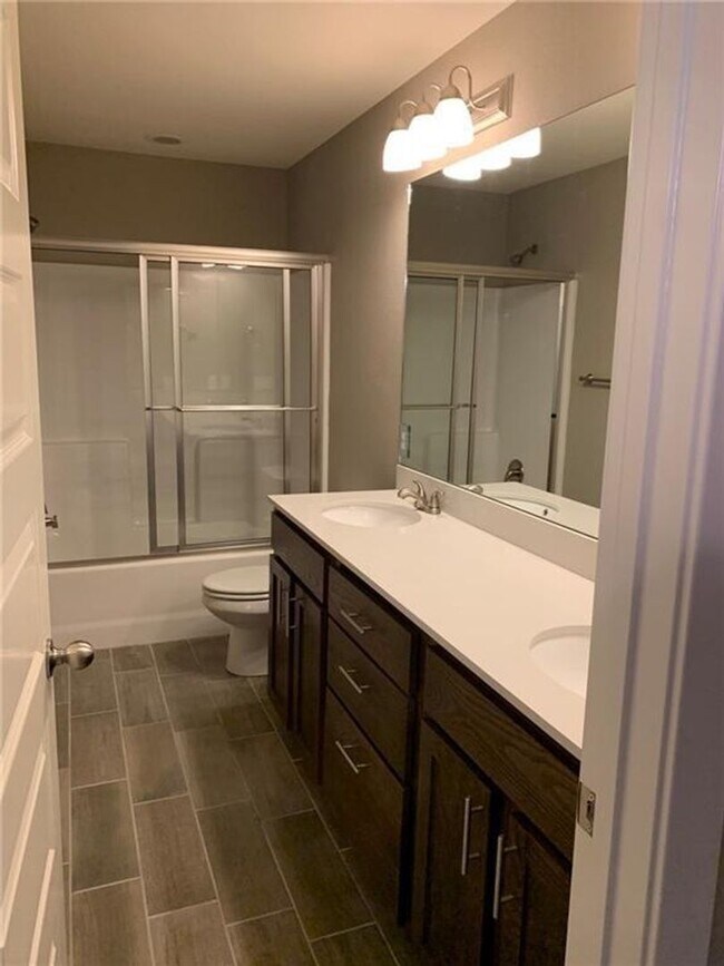 Building Photo - Netzel Properties, LLC - 601 (AN*)