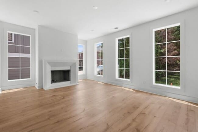 Foto del edificio - 1814 Stewart Pl