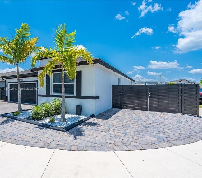 Foto del edificio - 27474 SW 133rd Path
