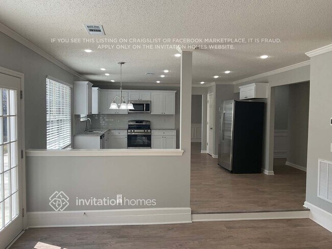 Foto del edificio - 112 MacBeth Dr