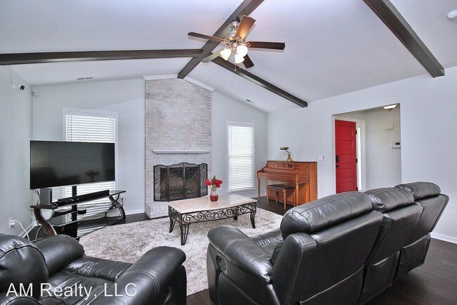 Foto del edificio - 3 br, 2 bath House - 6201 Thermal Rd