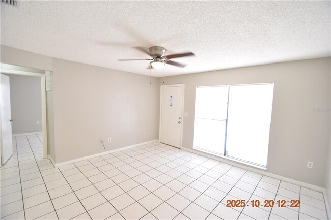 Foto del edificio - 3320 33rd St N