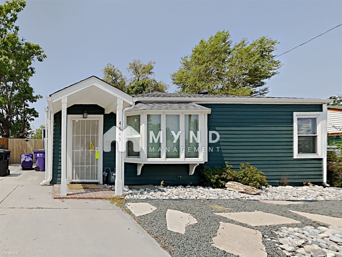 Primary Photo - 3 br, 2 bath House - 4645 N Fillmore St
