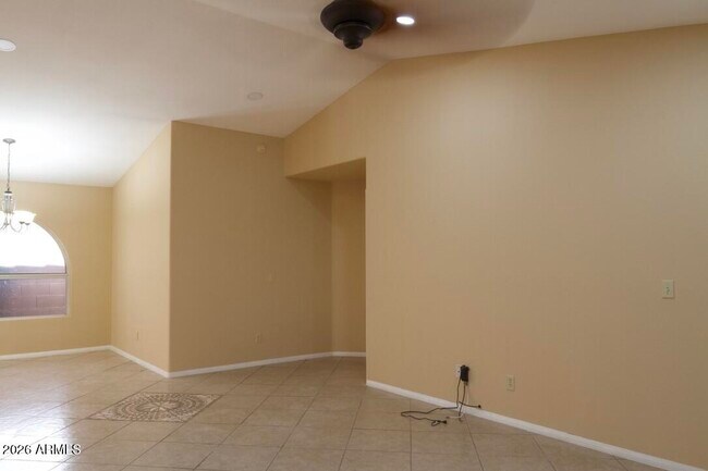 Building Photo - 7568 W Kerry Ln