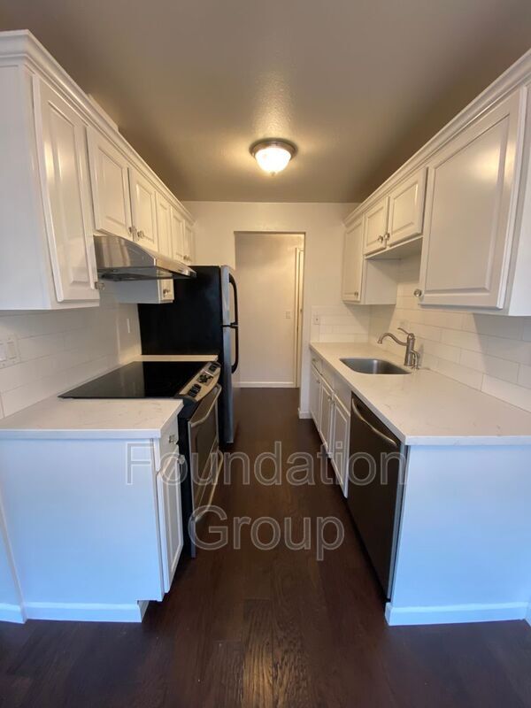 Foto del edificio - 615 NW 85th St