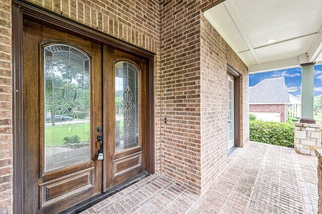 Foto del edificio - 5426 Lake Hill Farm Way