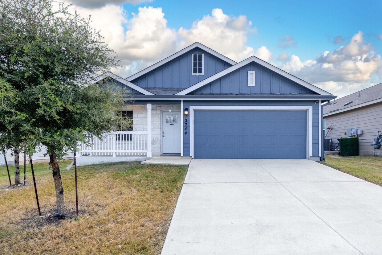 Spacious 4-Bedroom Gem in Schertz - Spacious 4-Bedroom Gem in Schertz