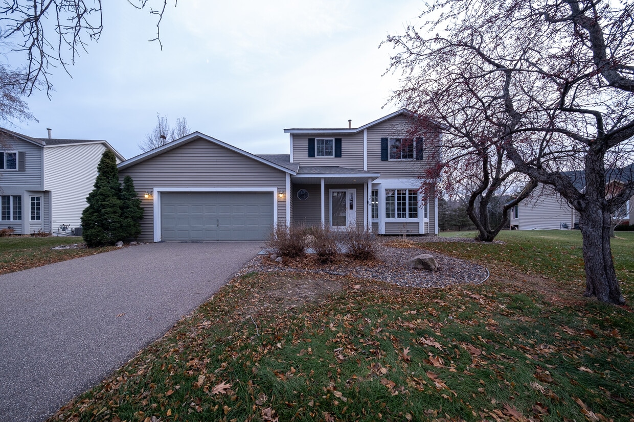 Primary Photo - 13916 Copper Ct