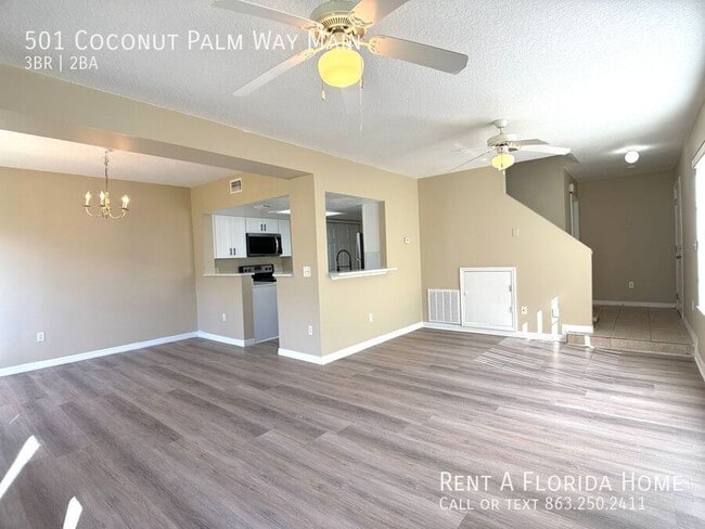 Building Photo - 501 Coconut Palm Way