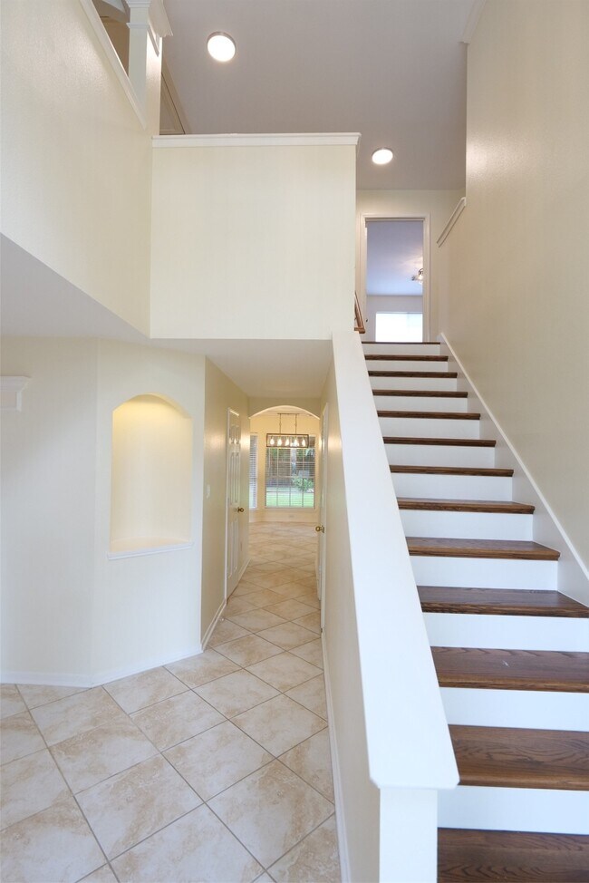 Foto del edificio - 23822 Hopewell Dr