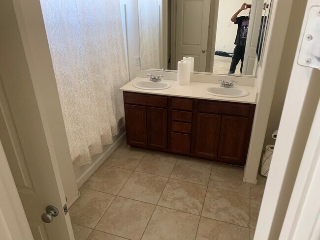 Foto del edificio - 1230 Hopespring Loop Ave