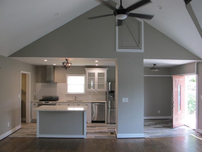 Foto del edificio - 506 Federal Terrace SE