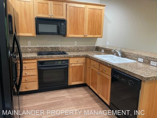 Foto del edificio - 3 br, 3 bath House - 10339 NW FORESTVIEW WAY