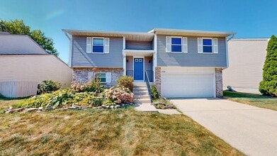 Building Photo - 5709 Nike Dr