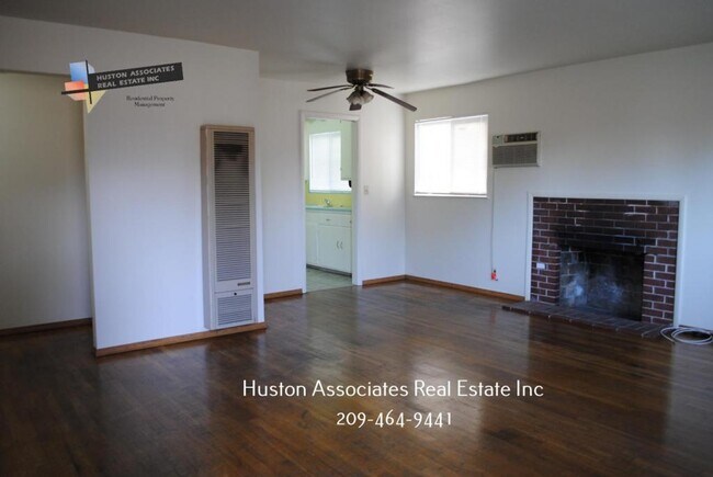 Building Photo - 3732 Delaware Avenue, Stockton