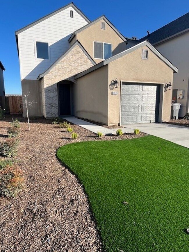 Foto del edificio - 30514 Delancy Rd