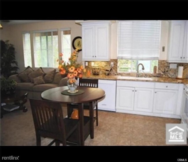 Building Photo - 3 br, 3.5 bath Condo - 265 Tustin Field Dr