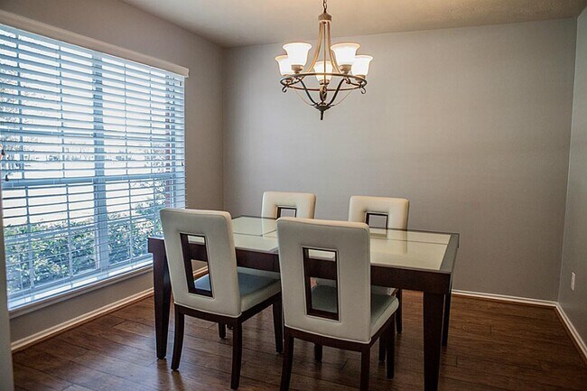 Foto del edificio - 3118 Lancefield Ct