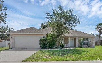 Building Photo - 10621 Cedar Forest Cir