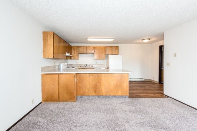 Interior Photo - Large One Bedroom Close to Vancouver Mall