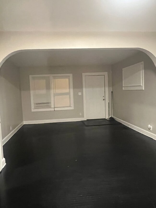 Photo - 738 N Chester Ave Apartment