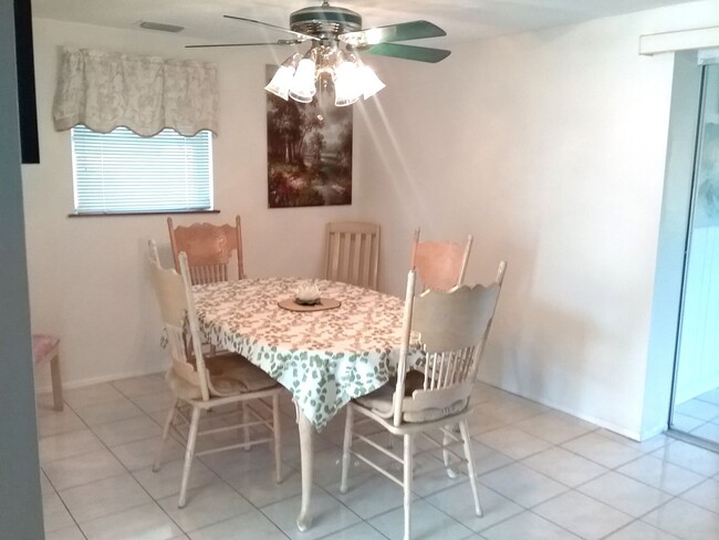 Foto del edificio - January 2024 - 2BR/1.5BA Single Family Hom...