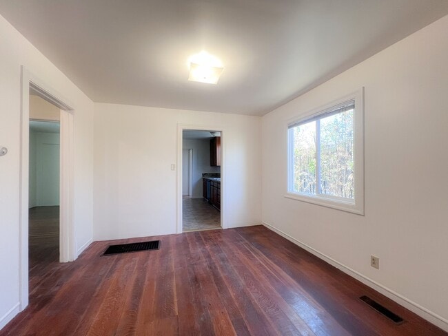 Foto del edificio - 1054 Cornell Ave