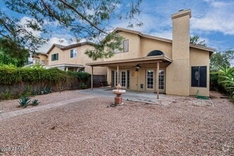 Building Photo - 730 E Rosemonte Dr