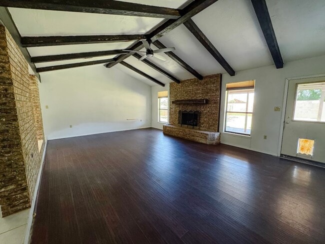 Building Photo - 3021 Del Sur