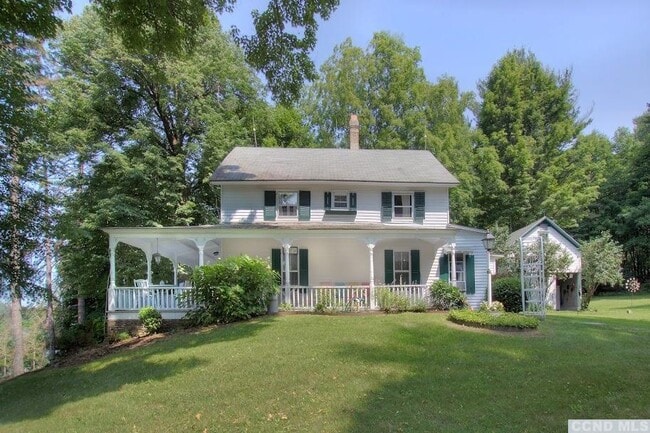Building Photo - 363 Lakeview Rd