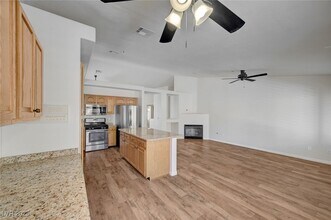 Building Photo - 8208 W Ashkum Ave