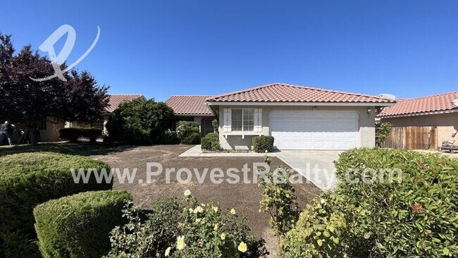 Building Photo - 3 Bed, 2 Bath Home in Victorville!!!