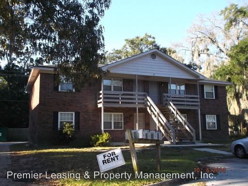 Primary Photo - 11 Oak Forest Ln