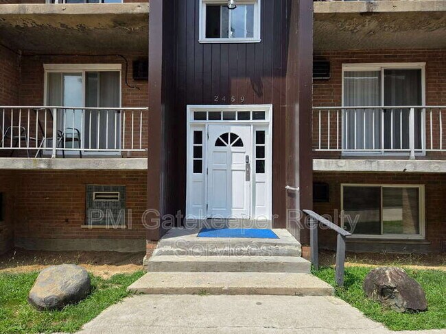 Foto del edificio - 2459 Montana Ave