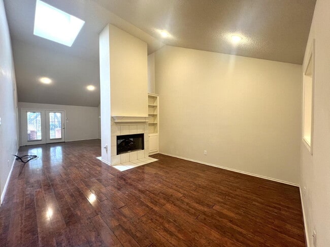 Foto del edificio - 5704 York Ave