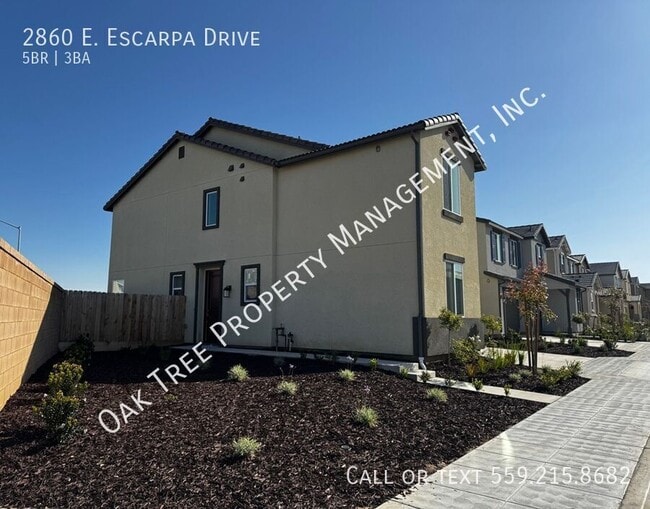 Building Photo - 2860 E Escarpa Dr
