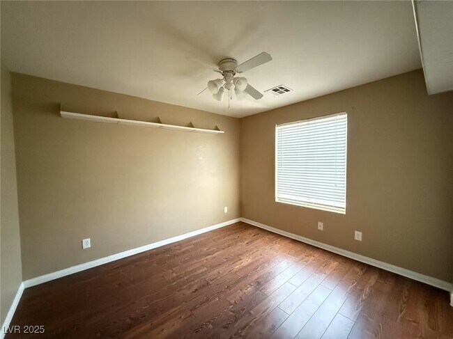 Foto del edificio - 9061 Winchester Ridge St