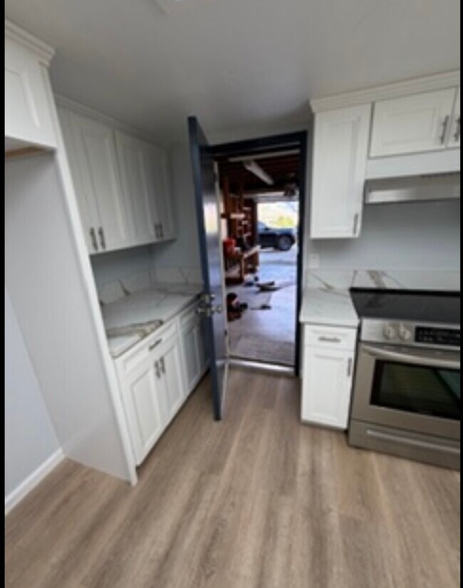 Foto del edificio - 9507 Petite Ln