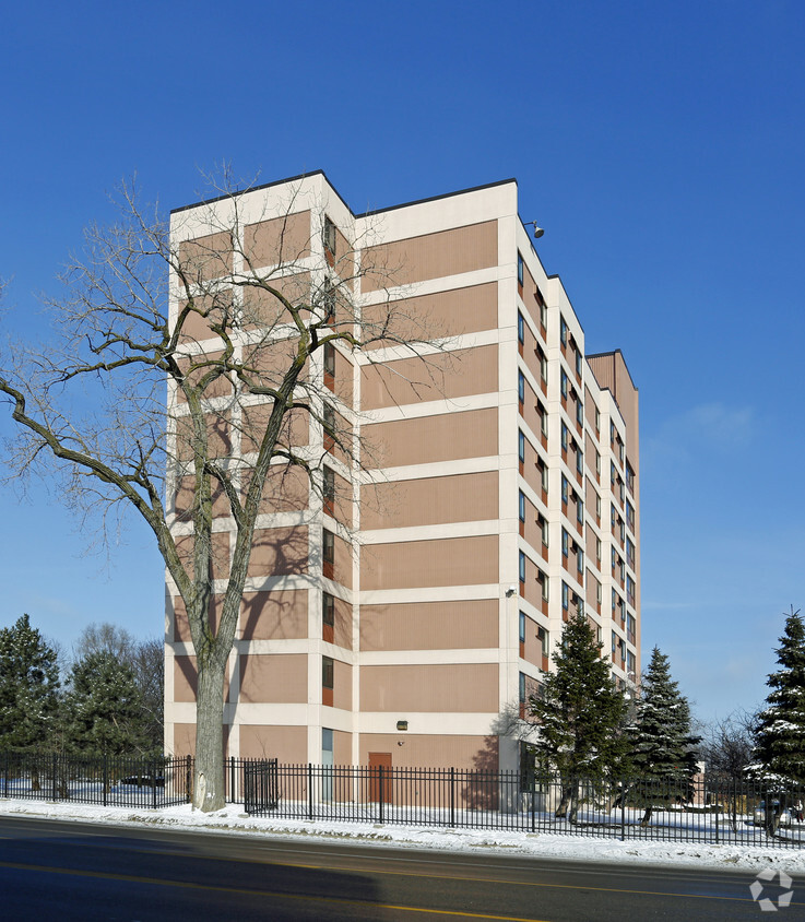 Building Photo - Warren West Apartments