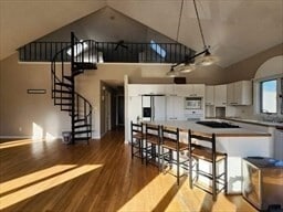Foto del edificio - 194 Rockdale Ave