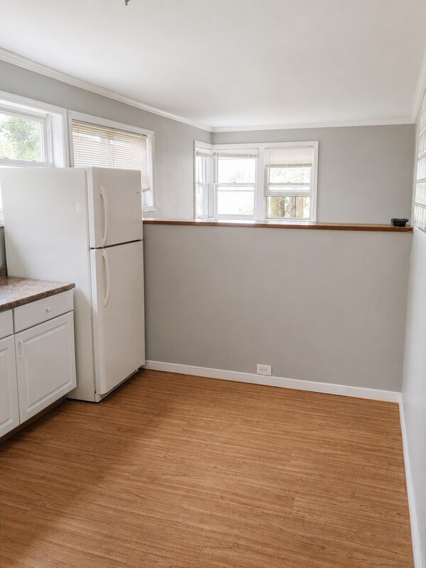 Building Photo - 37 Parkwood St