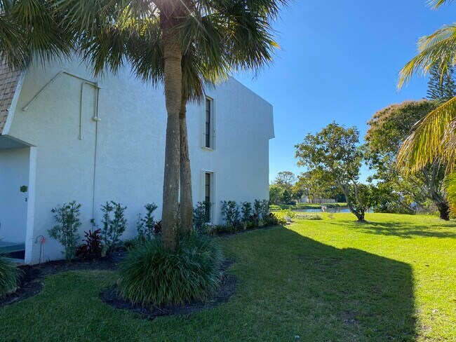 Foto del edificio - 540 Canal Point S