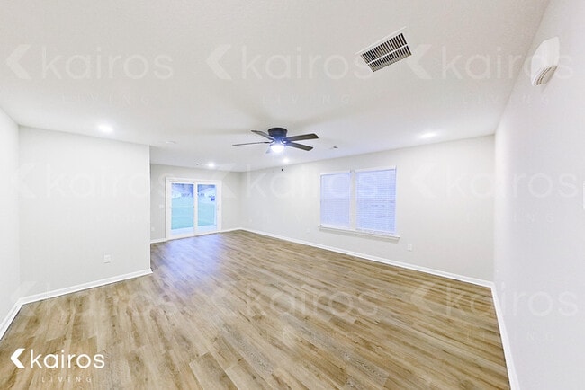 Foto del edificio - 10 Bungalow Cir