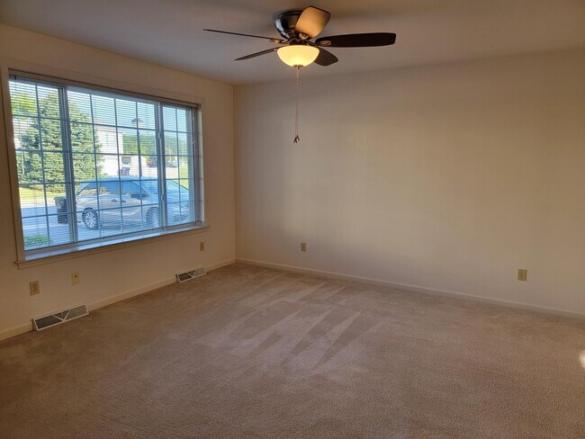 Foto del edificio - 205 Riders Way