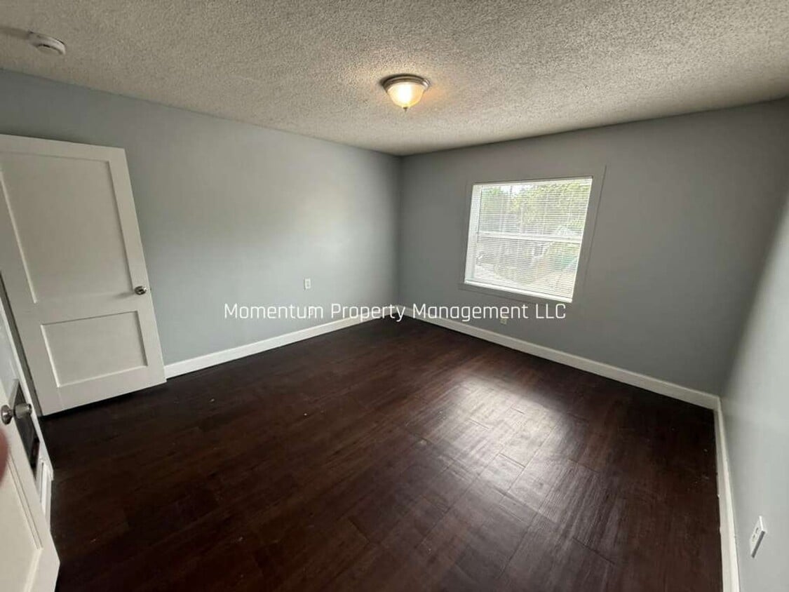 Foto del edificio - The perfect 1/1 Apartment - ASK ABOUT OUR SPECIALS!!!!