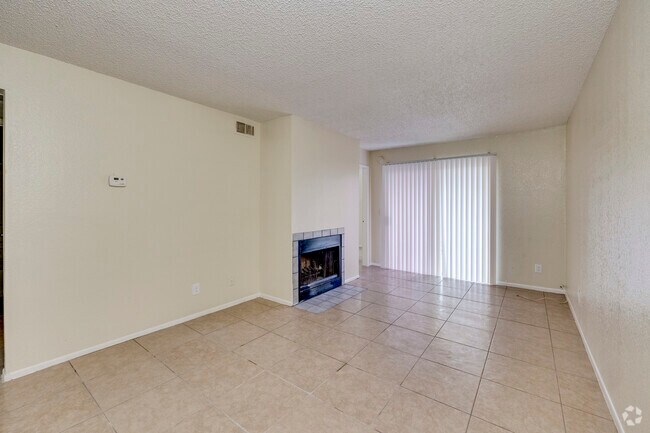 2BD, 2BA - 900SF - Sala de estar - Papago Fairways