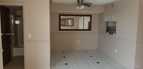 Foto del edificio - 2075 SW 122nd Ave