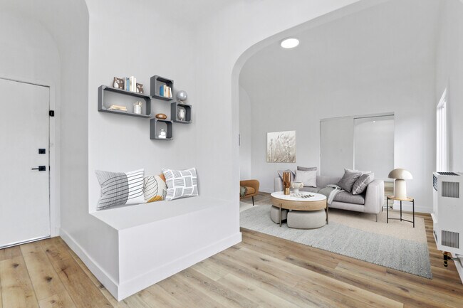 Foto del edificio - 201 N Normandie Ave Los Angeles, CA 90004