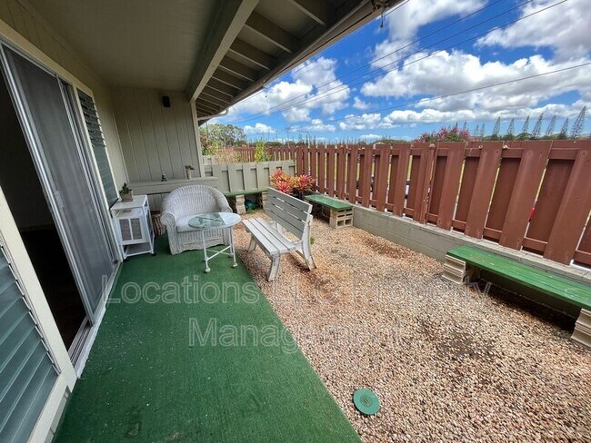 Building Photo - 95-1050-1050 Makaikai St