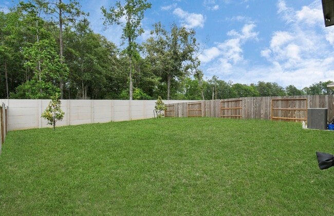 Foto del edificio - 18606 Rosehill Pr Dr